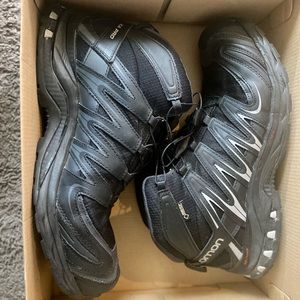 Never had any use for these. Worn maybe 4 times.